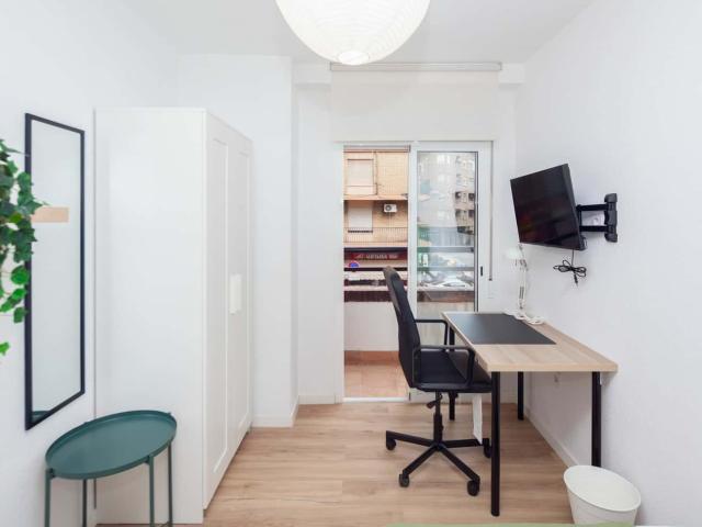 Habitación en alquiler en Nou Moles, València
