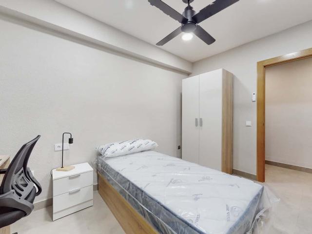Habitación en alquiler en la Plana Alta, Valencia