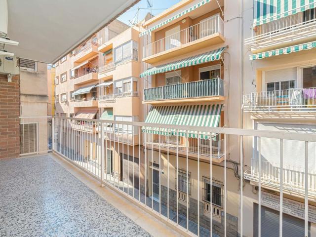 Habitación en alquiler en Mercat, Alicante