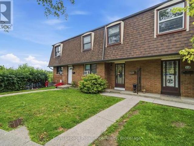 Townhouse for sale in Belleville, Ontario