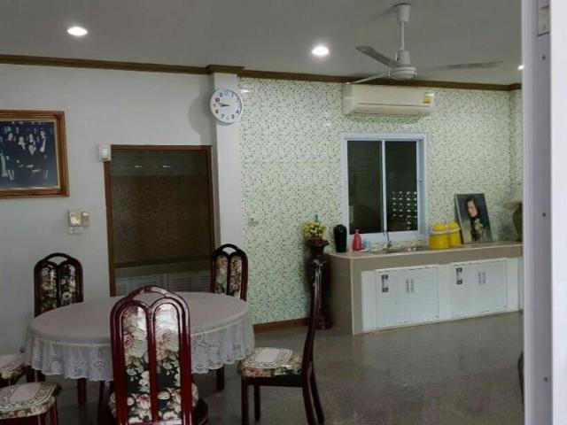 ให้เช่าบ้านเดี่ยว 2 ชั้น สภาพดี ในซอยส่วนตัว ใจกลางเมืองหนองคาย