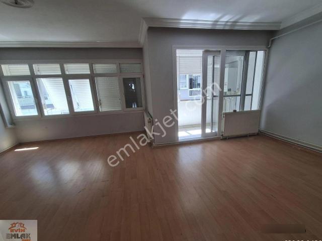 Karabağlar, İzmir içerisinde kiralık mülk