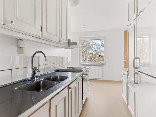 Bostadsrätt till salu i Skärholmen, Botkyrka
