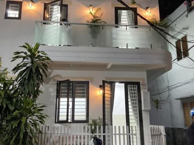 Nhà bán tại Khuôn viên UBND Thành phố Hồ Chí Minh, Thành phố Hồ Chí Minh