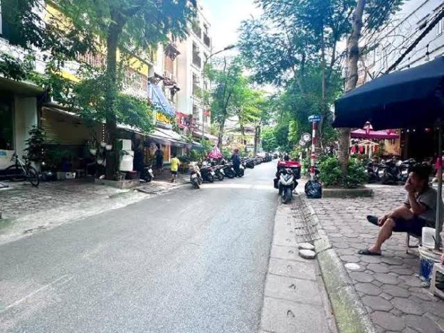 Nhà bán tại Hoàn Kiếm, Hà Nội