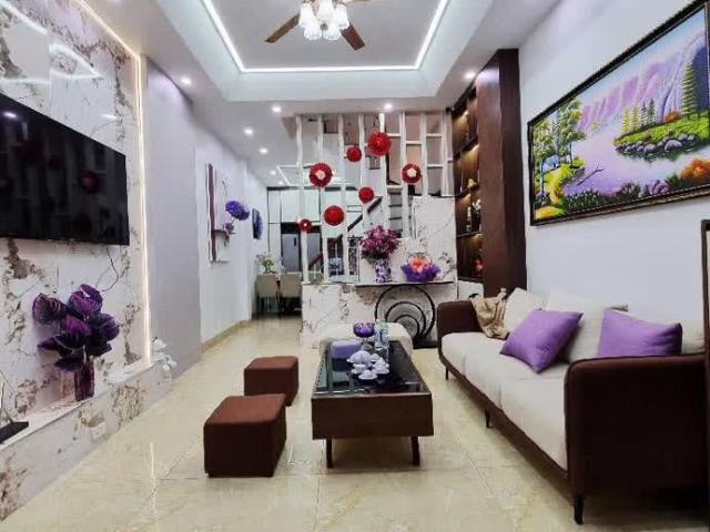 Nhà bán tại Hoàn Kiếm, Hà Nội