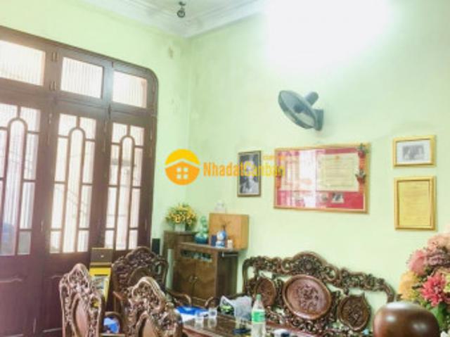 Nhà mặt phố bán
