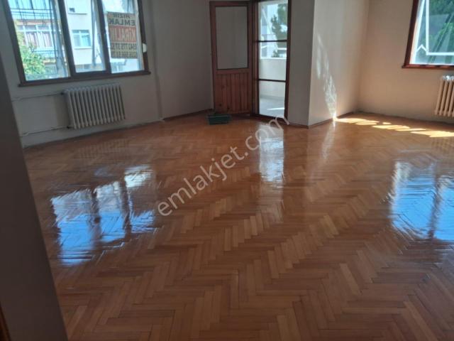 Kadiköy, İstanbul içerisinde kiralık mülk