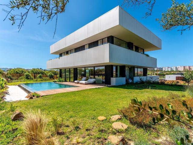 Casa venda em Ribeira Acima, Oeiras