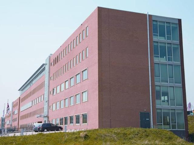 Bedrijfspand te huur in Oostpoort, Haarlem