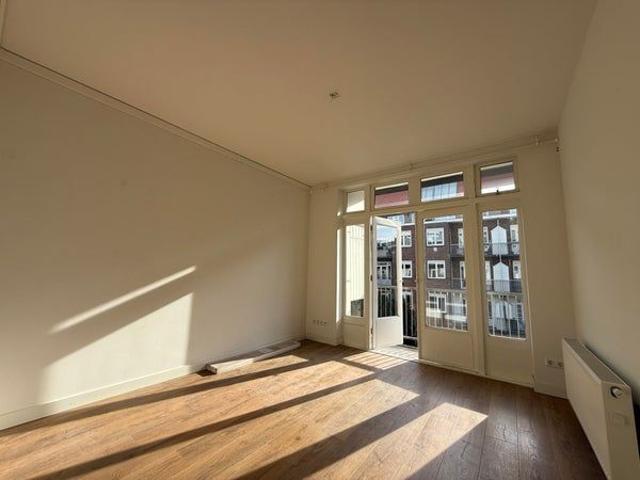 Appartement te huur in Zuid, Amsterdam