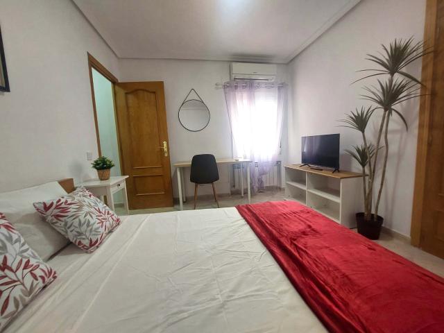 Habitación en alquiler en Puente de Vallecas, Madrid