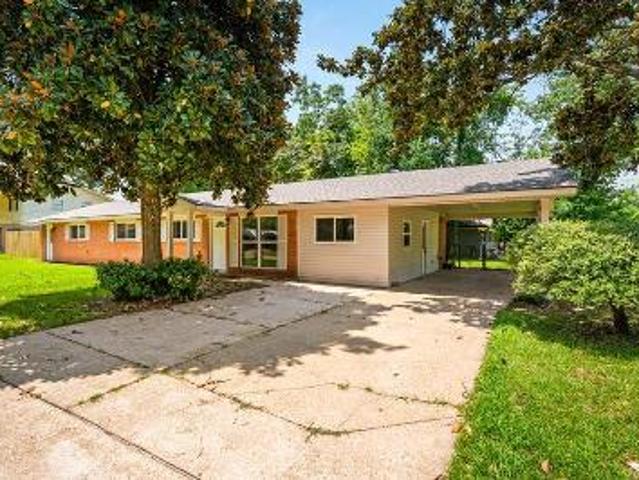 House for sale in Alexandria