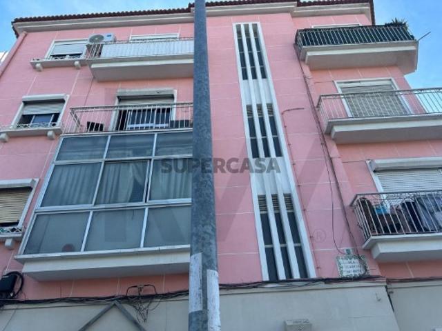 Casa venda em Alfragide, Amadora