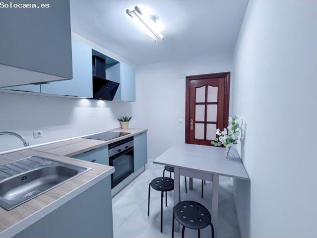 Piso en alquiler en Carolinas Altas, Alicante