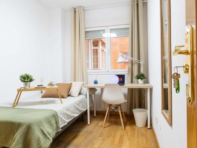 Habitación en alquiler en La Alhóndiga, Getafe