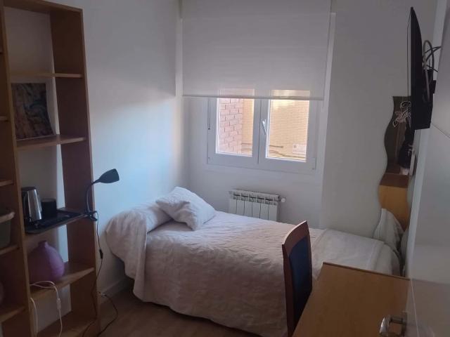 Habitación en alquiler en Casco Histórico, Zaragoza
