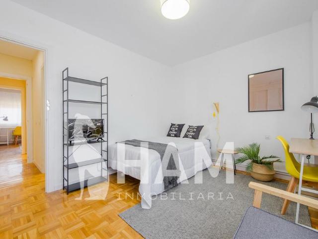 Habitación en alquiler en Distrito II, Alcalá De Henares