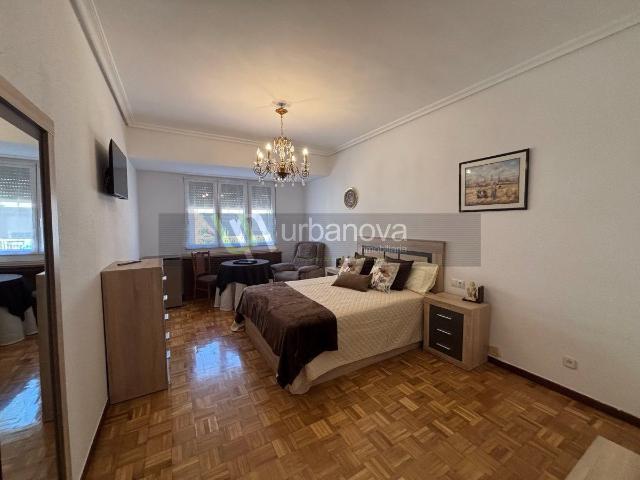 Habitación en alquiler en Las Gaunas, Logroño