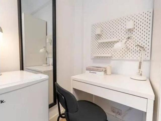 Habitación en alquiler en Bellas Vistas, Madrid