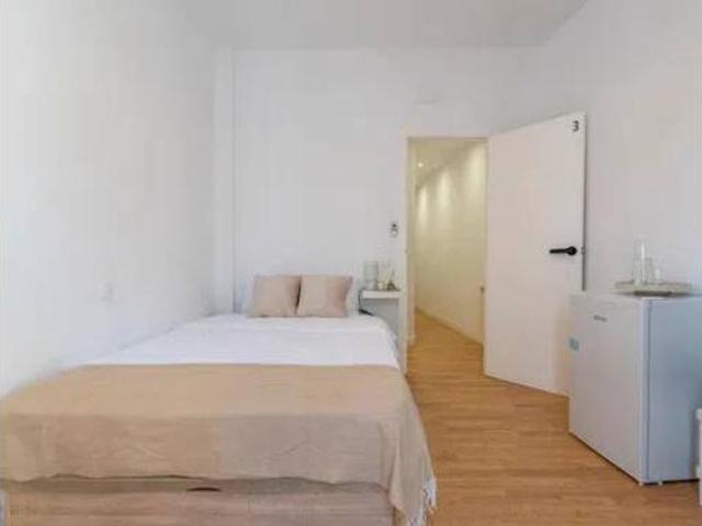 Habitación en alquiler en Ríos Rosas, Madrid