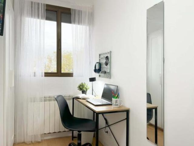 Habitación en alquiler en Pueblo Nuevo, Madrid