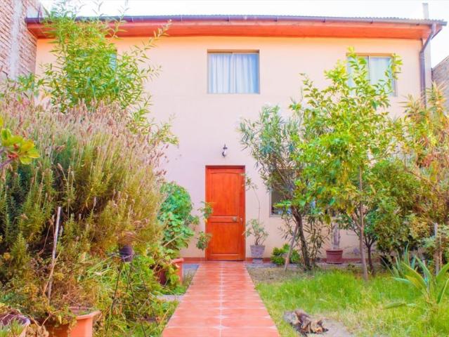 Casa en arriendo en Recoleta, Metropolitana