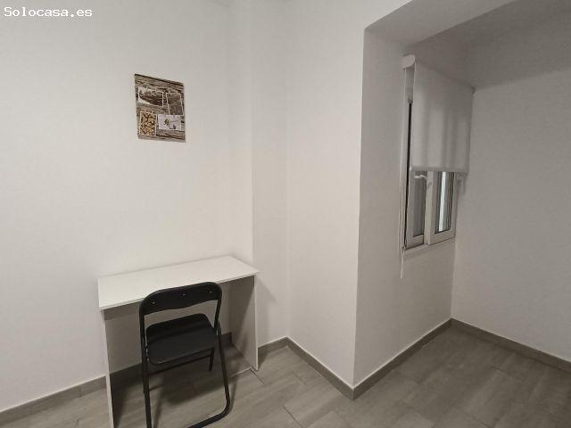 Piso en alquiler en Alicante, Valencia