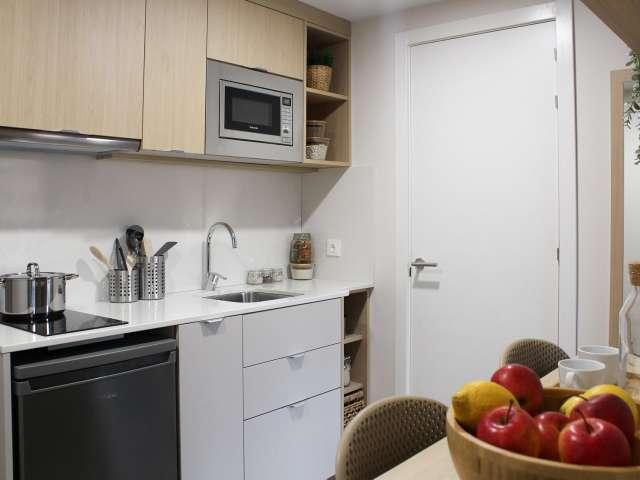 Habitación en alquiler en Milagrosa-Arrosadia, Iruñerria