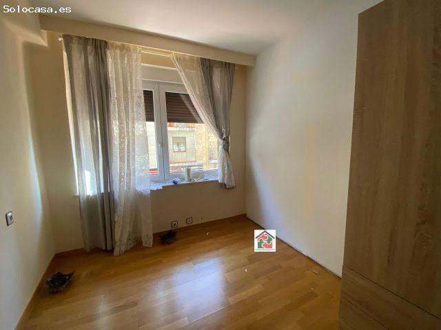 Piso en alquiler en Centro, Salamanca