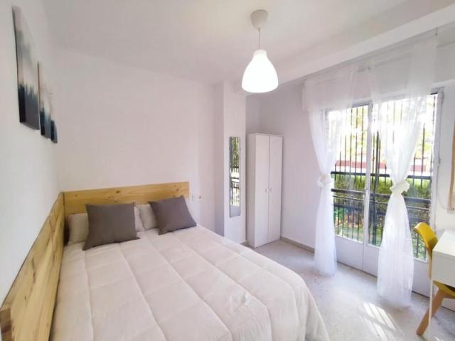Apartamento en alquiler en Granada, Cartuja