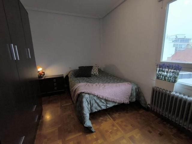 Apartamento en alquiler en León, San Lorenzo - La Palomera - San Mamés