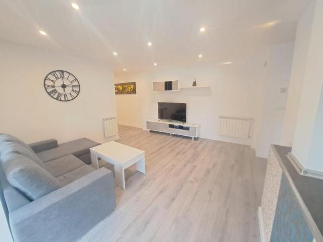 Apartamento en alquiler en Ponferrada, Flores del Sil