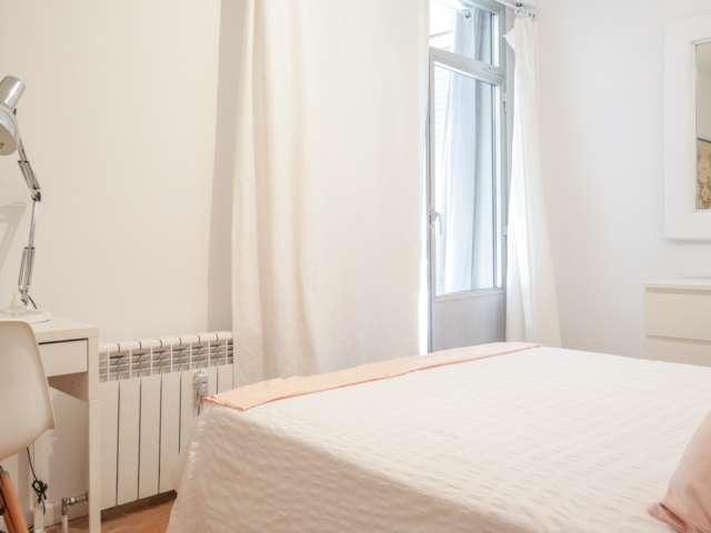 Habitación en alquiler en Almagro, Madrid