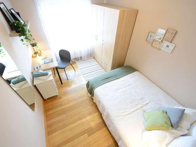 Habitación en alquiler en Txurdinaga, Bilbao