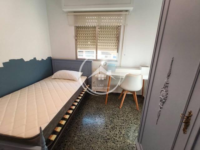 Habitación en alquiler en Burjassot, València / Valencia