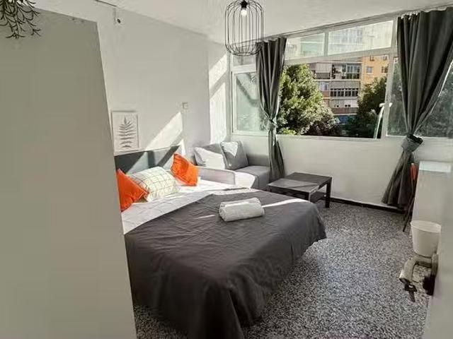 Casa en alquiler en Carretera de Cádiz, Málaga-Costa del Sol