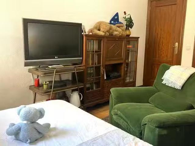 Casa en alquiler en Segundo Ensanche, Iruñerria