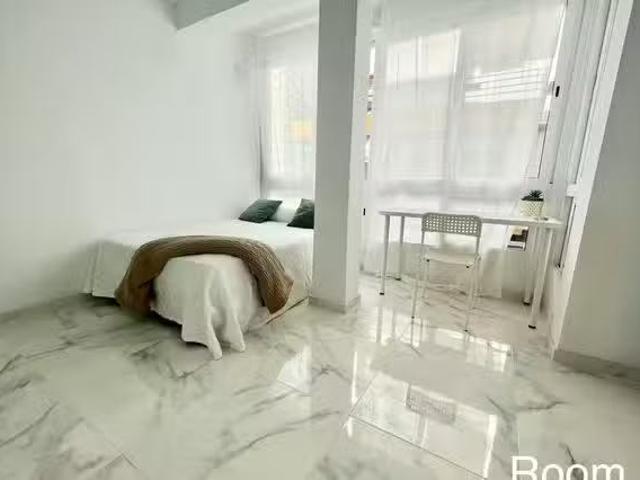 Casa en alquiler en La Paz-Las Golondrinas, Sevilla