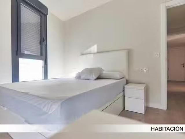 Casa en alquiler en Entrenúcleos, Dos Hermanas