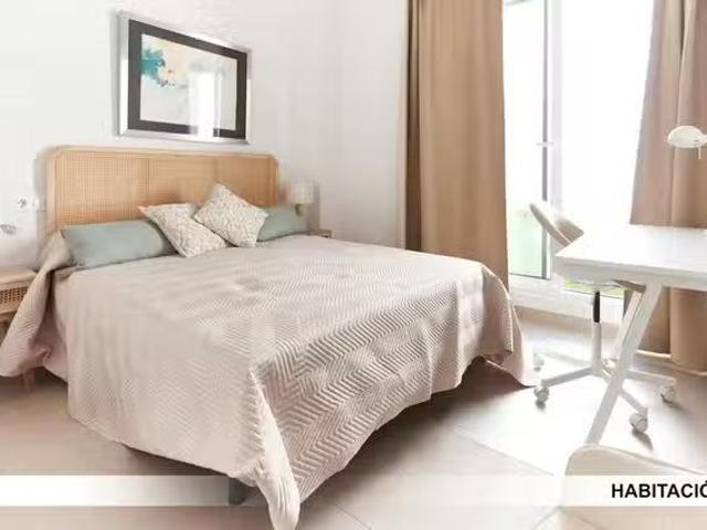 Casa en alquiler en Cerro-Amate, Sevilla