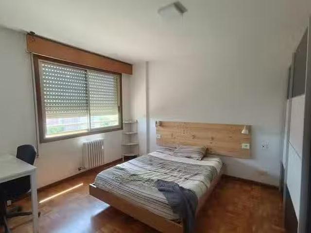 Casa en alquiler en Iturrama, Iruñerria