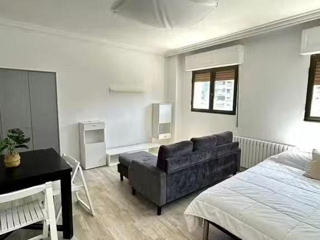 Casa en alquiler en San Juan, Iruñerria