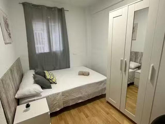 Casa en alquiler en Distrito III, Alcalá De Henares