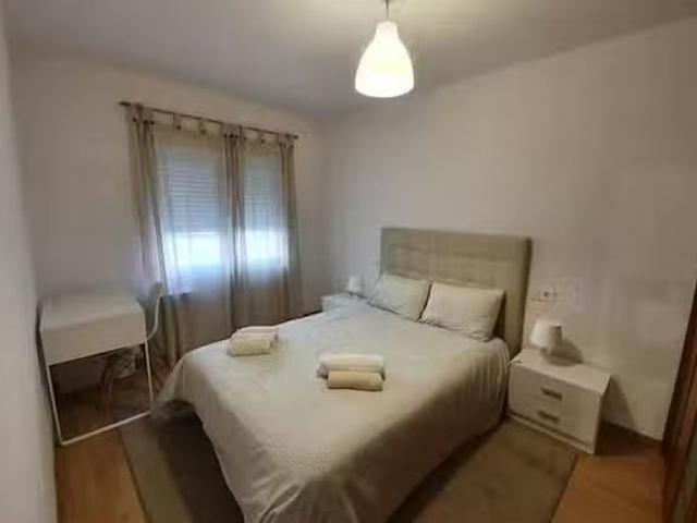 Casa en alquiler en El Llano, Gijón