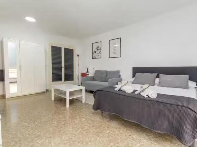 Casa en alquiler en Cruz de Humilladero, Málaga-Costa del Sol