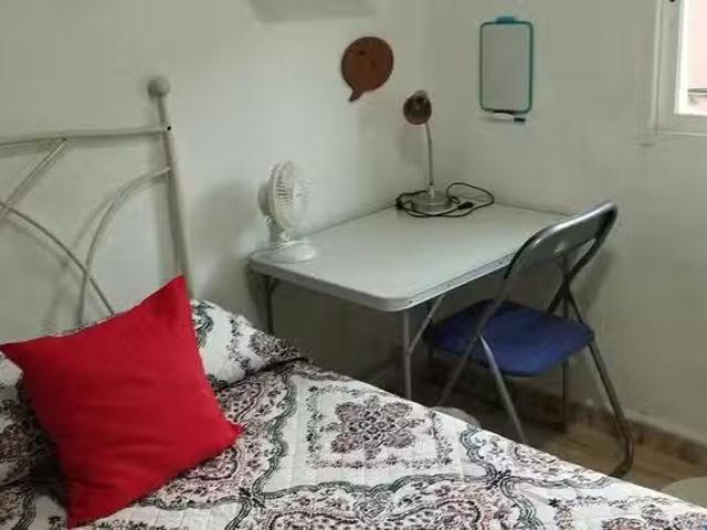 Casa en alquiler en Peñamefecit, Jaén