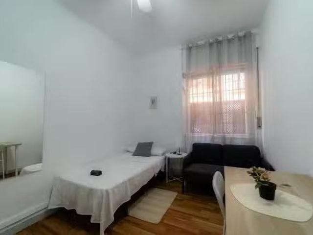 Casa en alquiler en La Buhaira, Sevilla