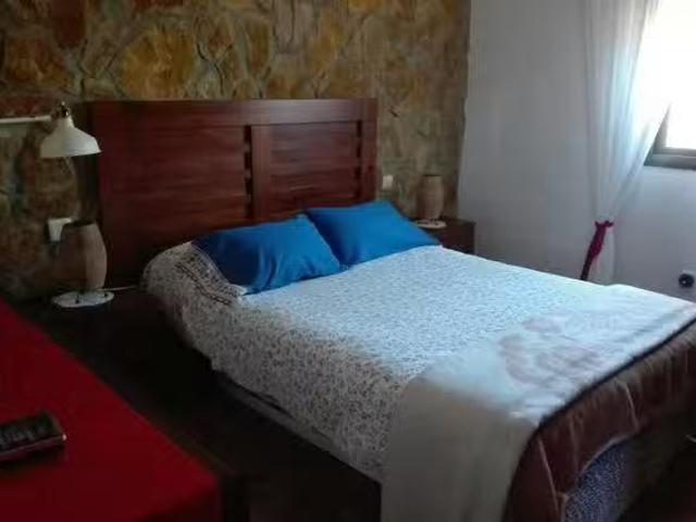 Casa en alquiler en Sanlúcar La Mayor, Andalucía