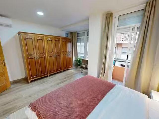 Casa en alquiler en Benalúa, Alicante